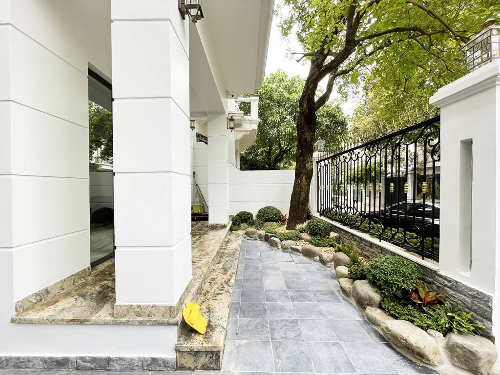A beautiful & newly - renovated house for rent in Ciputra Hanoi 2