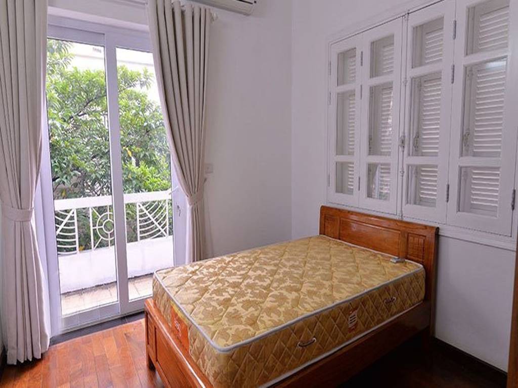Appealing garden house for rent in T9 Ciputra 13
