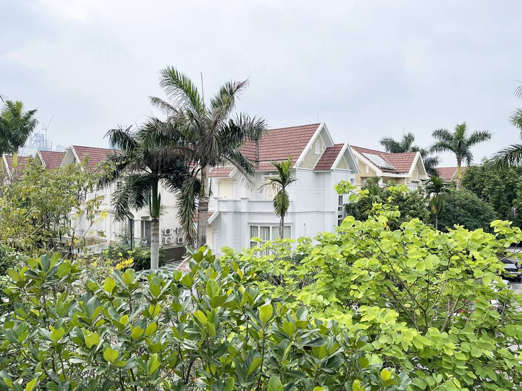 Big house for rent in T Ciputra with an awesome playground view 9
