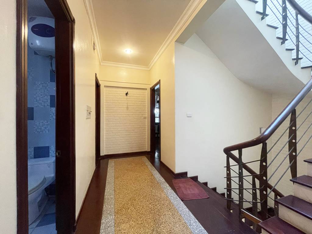 House closed to UNIS - Cheap villa for rent in D2 Ciputra 20