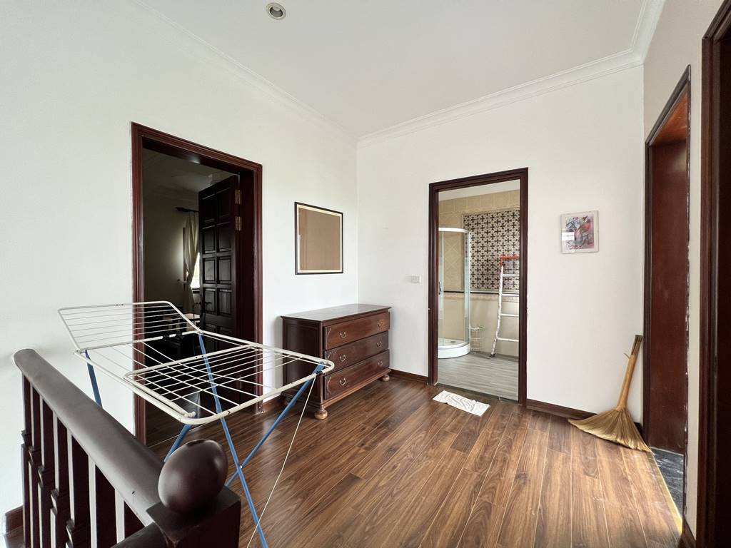 Nicely renovated 230SQM villa for rent Ciputra Hanoi 24