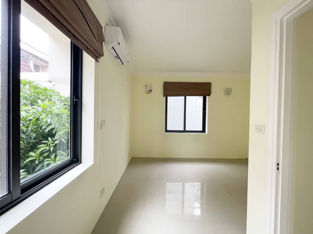 Semi - detached villa for rent in T2 Ciputra Hanoi 2