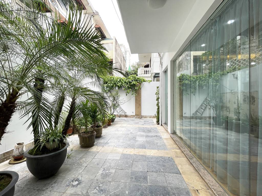 Wonderful garden house for rent in C block, Ciputra Hanoi 5
